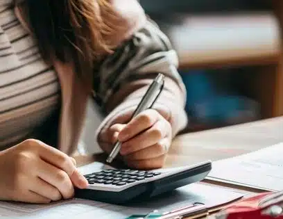 Calculate Your Credit: How to Use a Car Title Loan Estimate Calculator 
